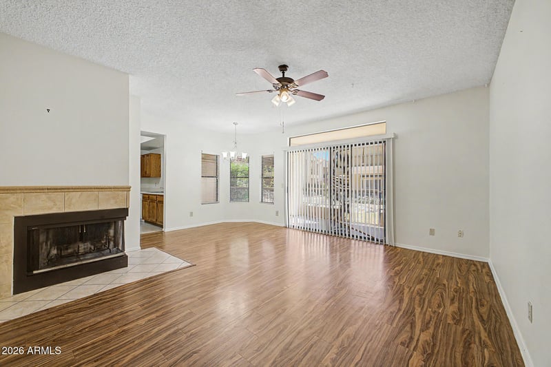 6550 N 47th Ave #101, Glendale, AZ 85301