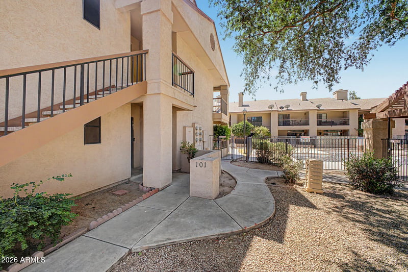 6550 N 47th Ave #101, Glendale, AZ 85301