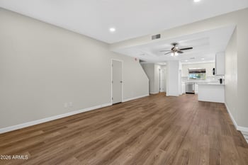 6550 N 47th Ave #129, Glendale, AZ 85301