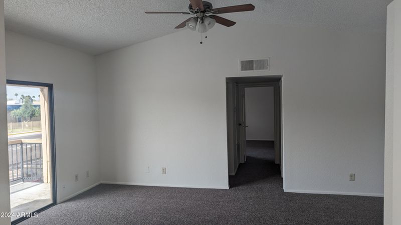 6550 N 47th Ave #230, Glendale, AZ 85301
