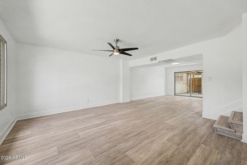 6552 N 43rd Ave, Glendale, AZ 85301