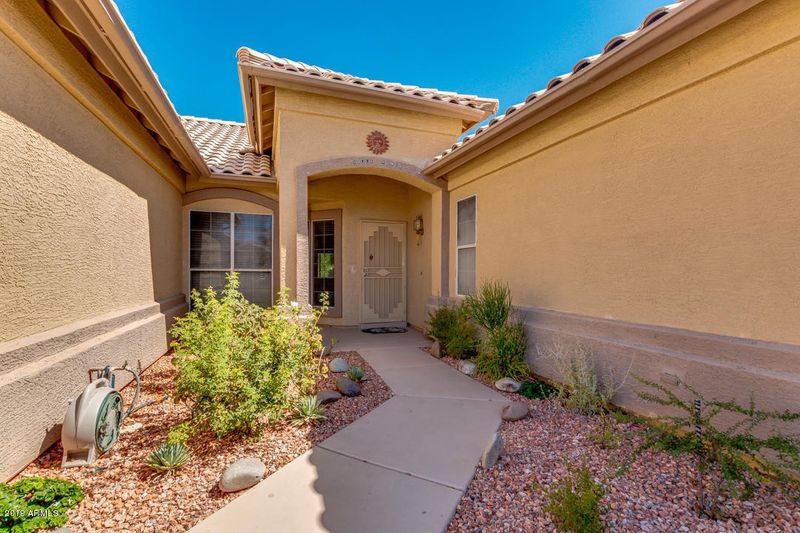 6552 W Lone Cactus Dr, Glendale, AZ 85308