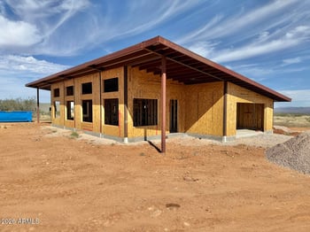 6553 La Pradera Ln, Hereford, AZ 85615