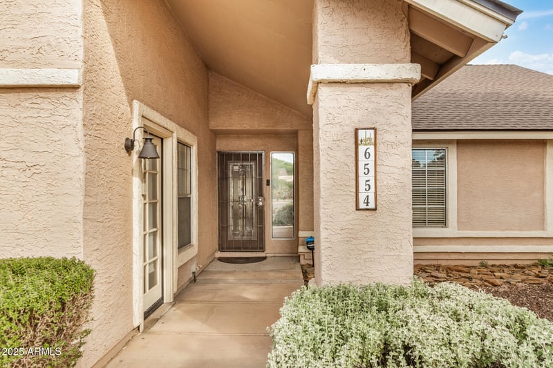 6554 Nora Cir, Mesa, AZ 85215