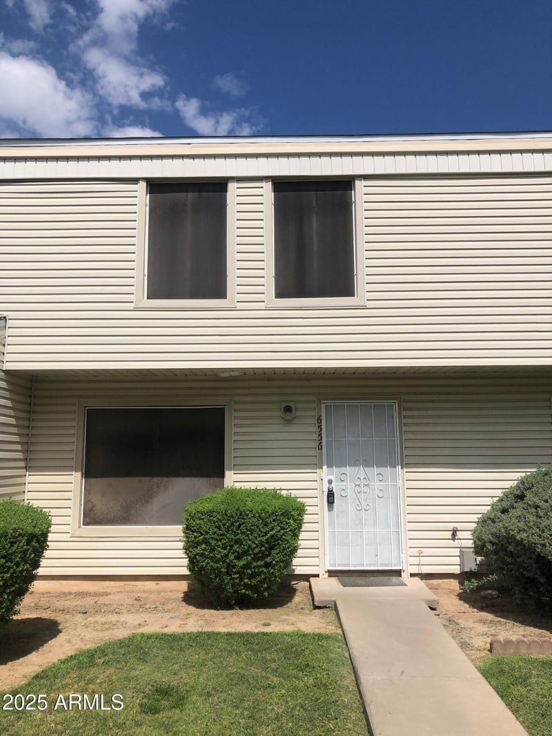 6556 S La Rosa Dr, Tempe, AZ 85283
