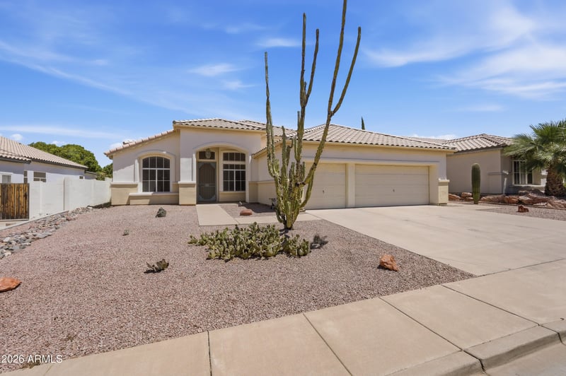 6558 E Roland St, Mesa, AZ 85215