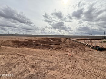 6559 Fiddleneck Way, San Tan Valley, AZ 85140