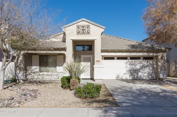 656 Baker Dr, San Tan Valley, AZ 85140
