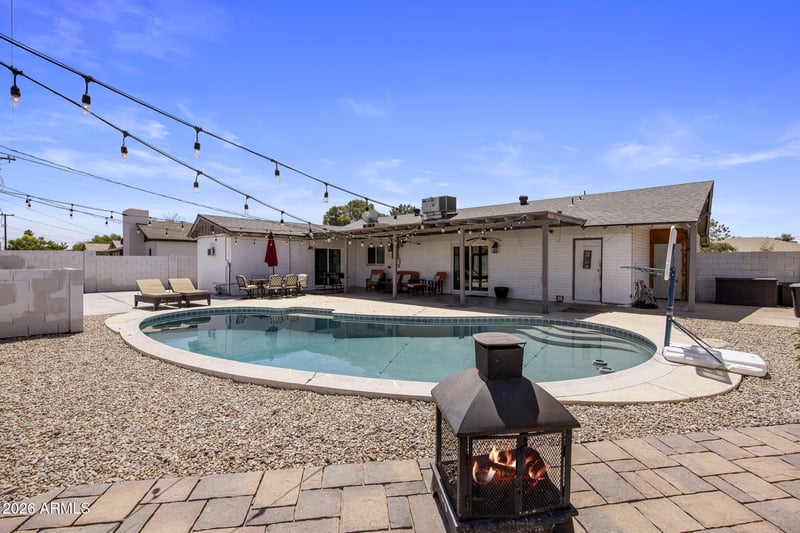 656 Ivanhoe St, Chandler, AZ 85225