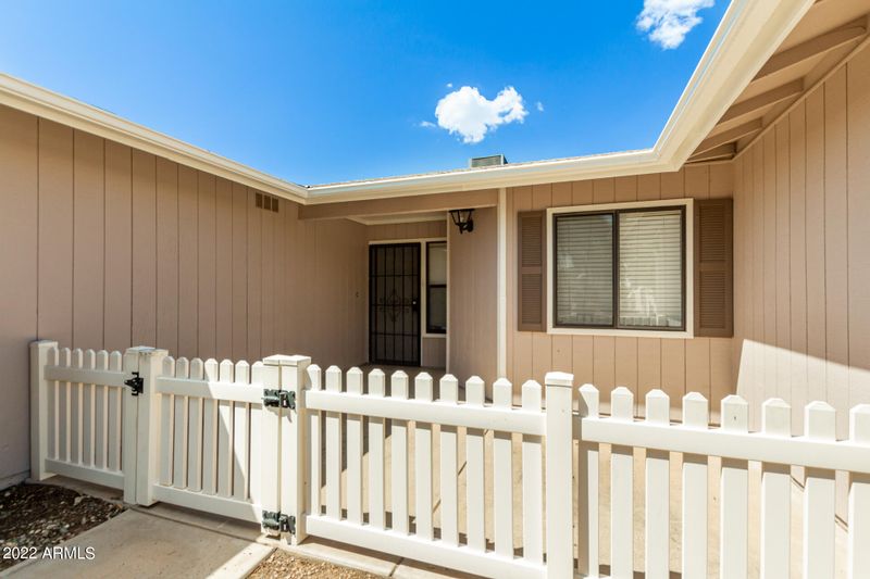 6564 E Dodge St, Mesa, AZ 85205