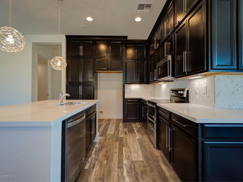 6565 E Thomas Rd #1084, Scottsdale, AZ 85251