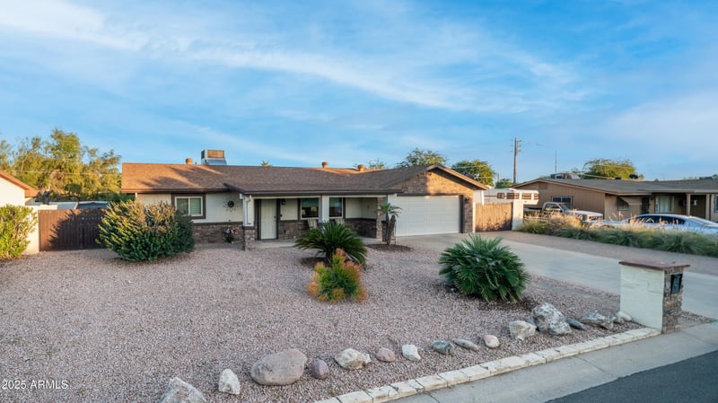 657 Copper Dr, Apache Junction, AZ 85120