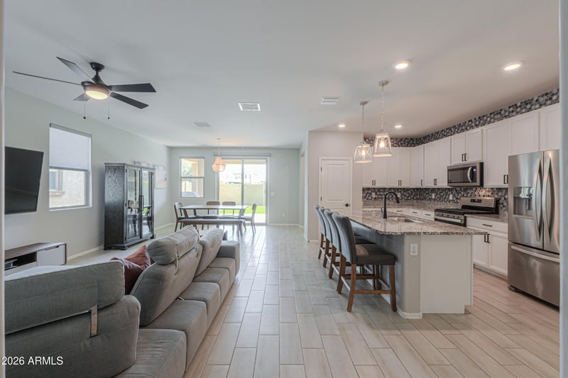 657 Buckingham Ave, Gilbert, AZ 85297