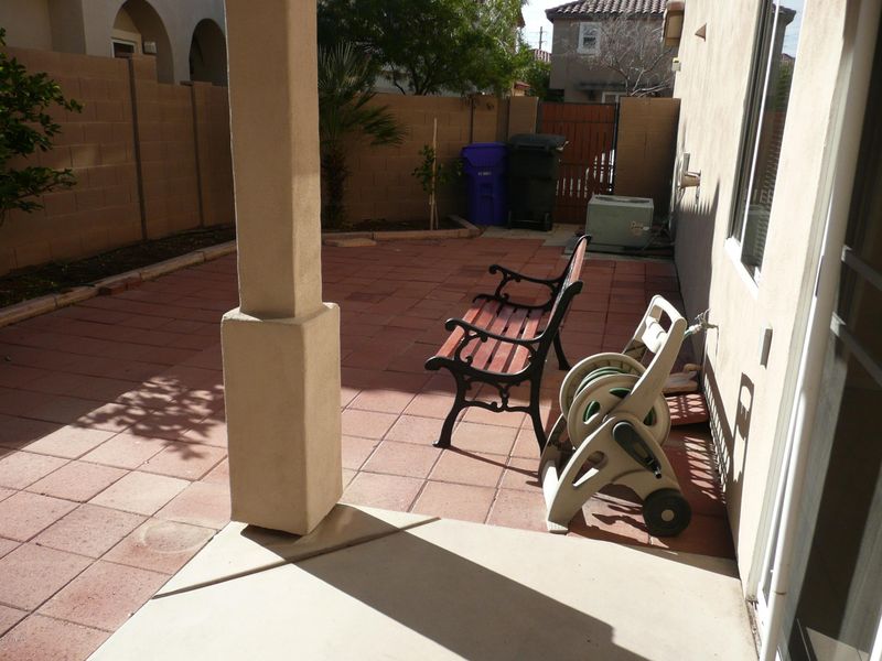 657 E Los Arboles Pl, Chandler, AZ 85225