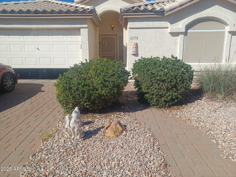 6570 Coral Gable Dr, Chandler, AZ 85249