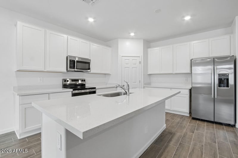 6571 E Upland Way, San Tan Valley, AZ 85143