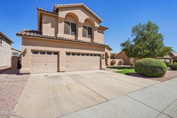 6572 Abraham Ln, Glendale, AZ 85308