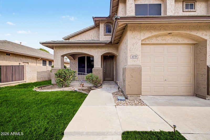 6579 W Oraibi Dr, Glendale, AZ 85308