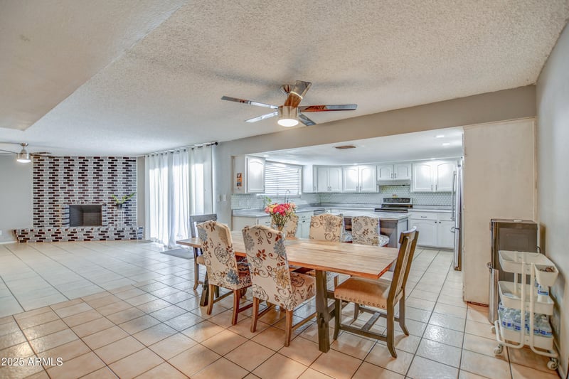 658 Hosick Cir, Mesa, AZ 85201