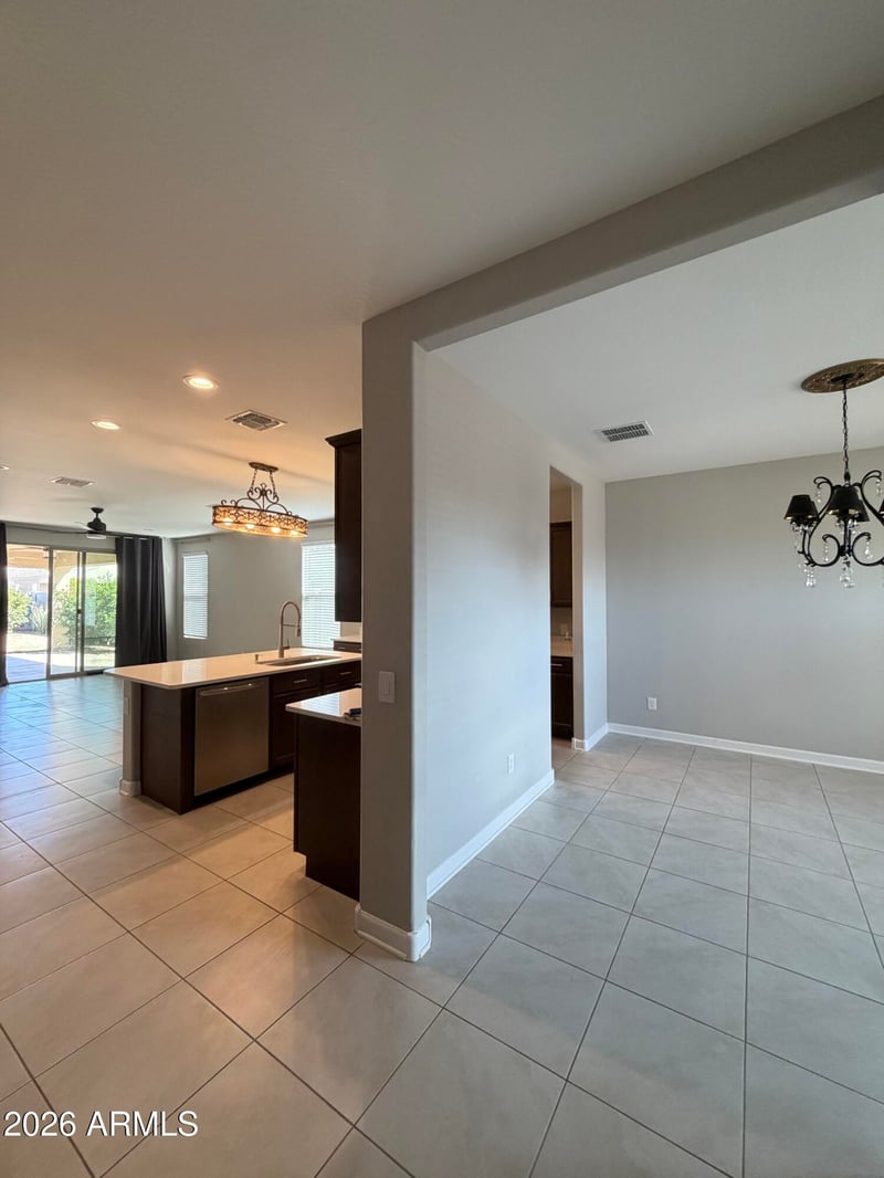 658 Belmont Red Trl, San Tan Valley, AZ 85143