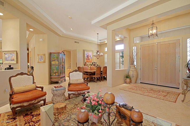 6581 E Crested Saguaro Ln, Scottsdale, AZ 85266