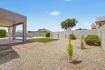 6582 Oraibi Dr, Glendale, AZ 85308