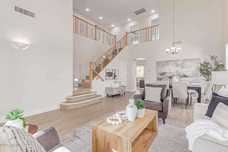 6587 Classic Way, Gilbert, AZ 85298