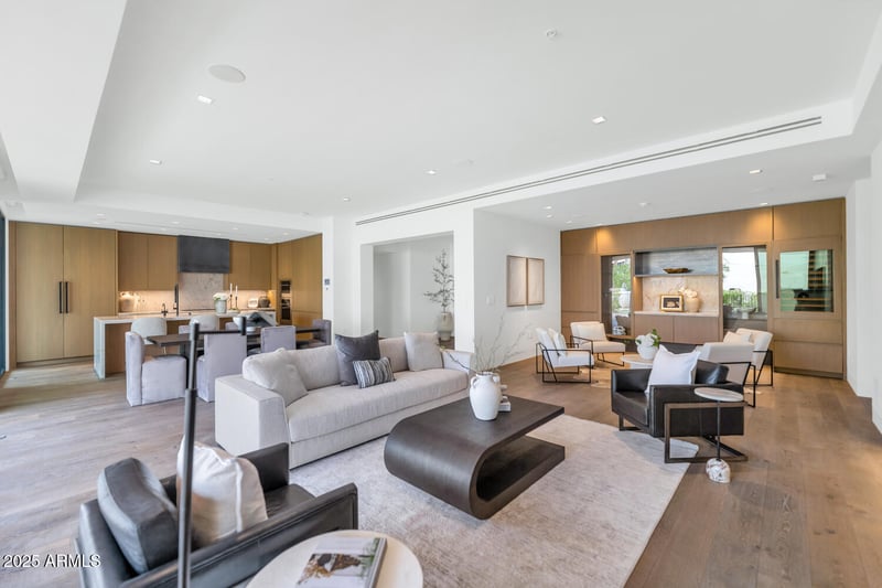 6587 Palmeraie Blvd #1051, Paradise Valley, AZ 85253