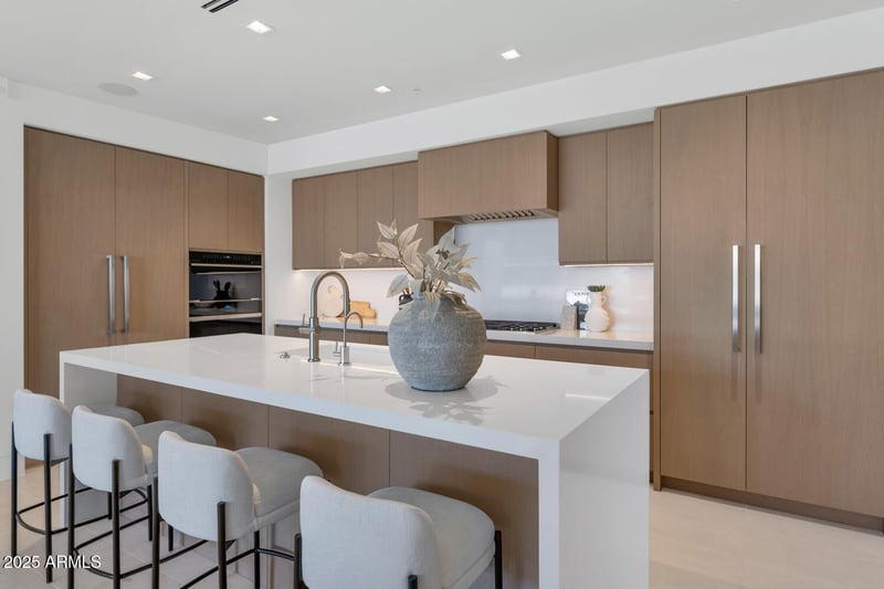 6587 Palmeraie Blvd #2007, Paradise Valley, AZ 85253