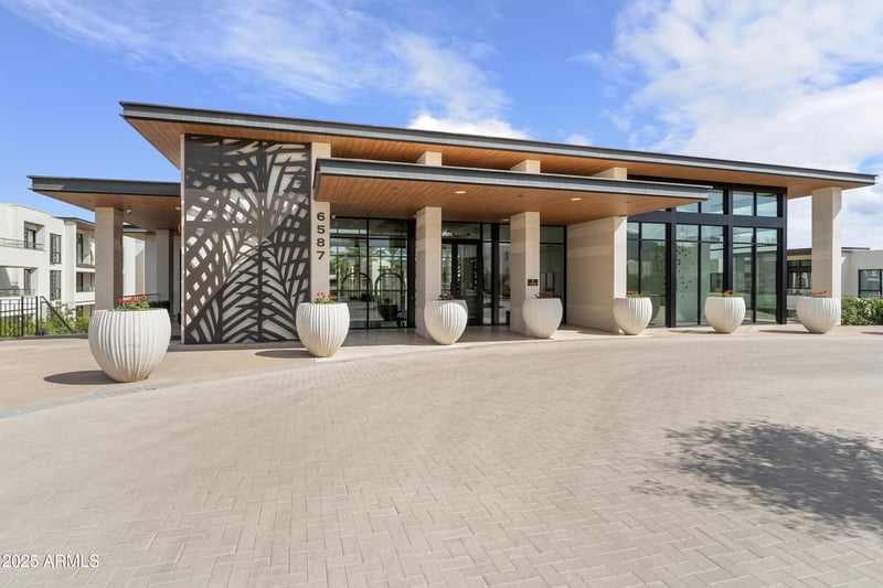 6587 Palmeraie Blvd #2041, Paradise Valley, AZ 85253