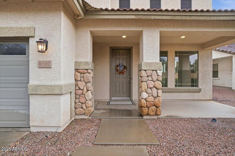 6587 S Classic Way, Gilbert, AZ 85298
