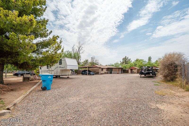 66 S 64th Ave, Phoenix, AZ 85043