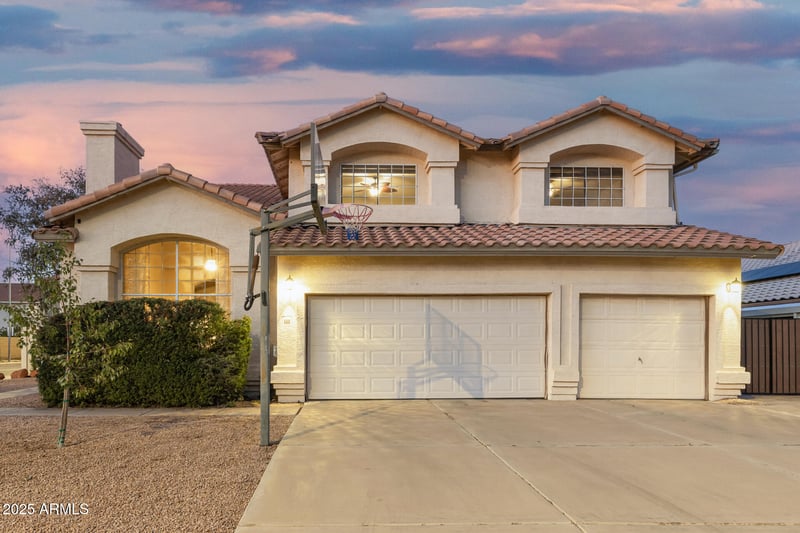 660 Mendoza Ave, Mesa, AZ 85210