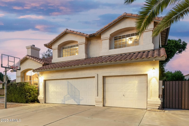 660 Mendoza Ave, Mesa, AZ 85210