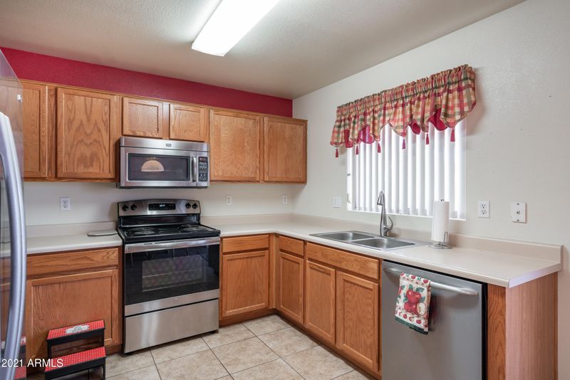 660 S 99th St, Mesa, AZ 85208
