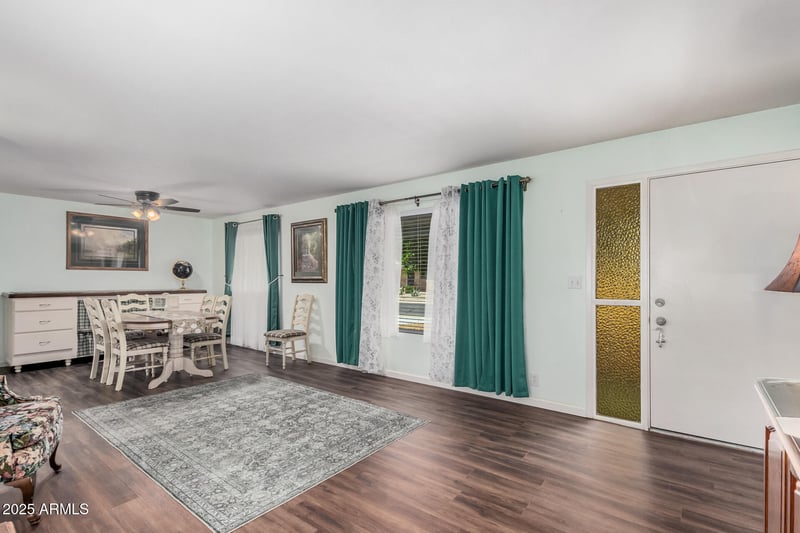 6601 Des Moines St, Mesa, AZ 85205