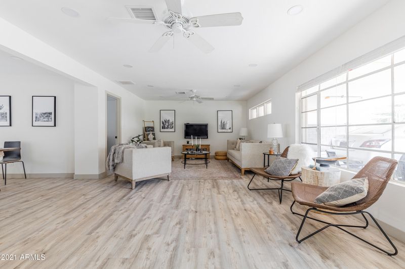 6601 N 11th Ave, Phoenix, AZ 85013