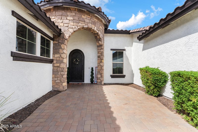 6602 Bridal Vail Dr, Gilbert, AZ 85298