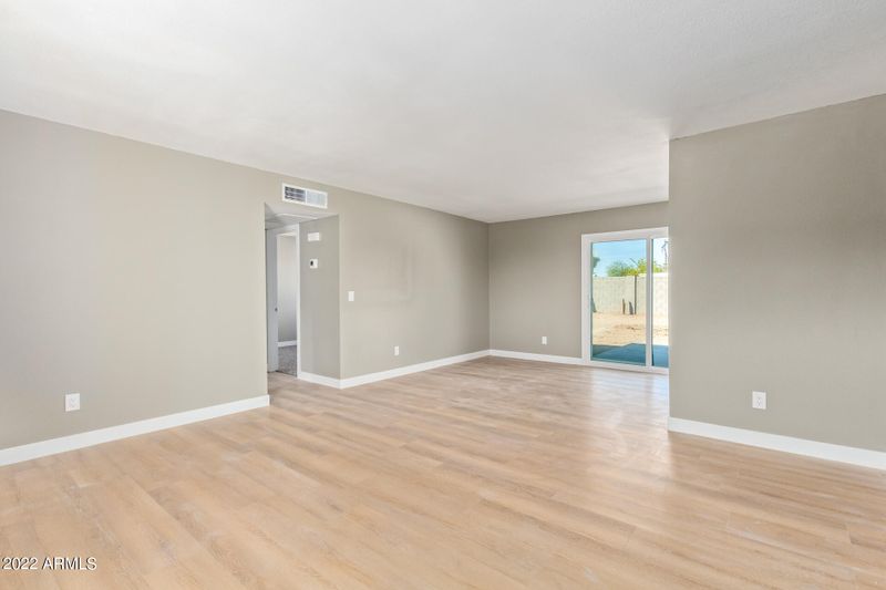 6602 S 47th St, Phoenix, AZ 85042