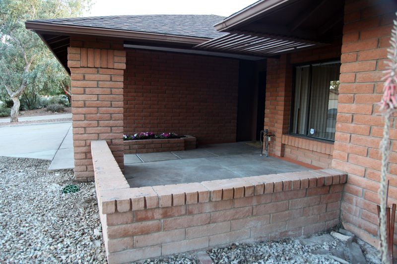 6602 S Mitchell Dr, Tempe, AZ 85283