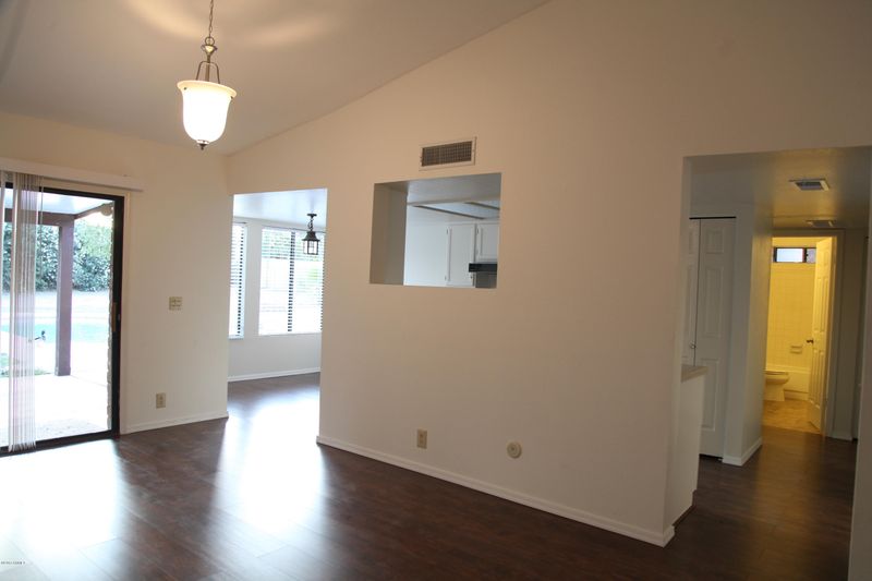6602 S Mitchell Dr, Tempe, AZ 85283