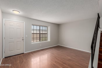 6603 W Jamaica Dr, Glendale, AZ 85306