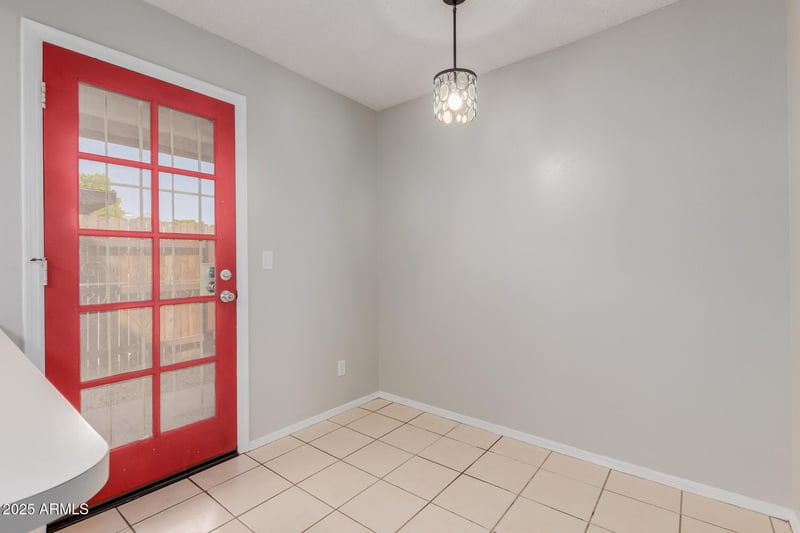 6603 W Jamaica Dr, Glendale, AZ 85306