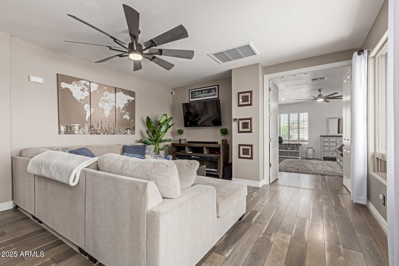 6604 Leiber Pl, Glendale, AZ 85310