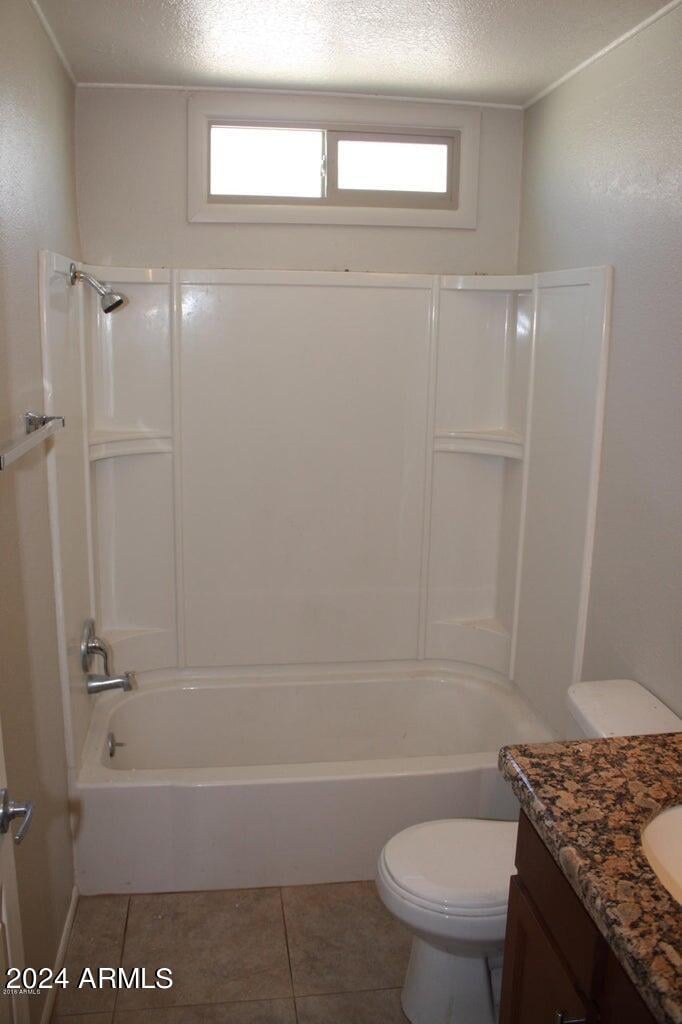 6604 Vogel Ave, Glendale, AZ 85302