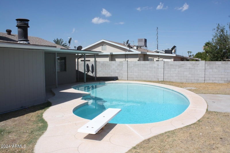 6604 Vogel Ave, Glendale, AZ 85302