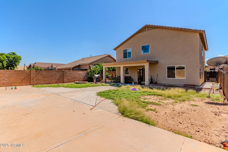 6604 Watkins St, Phoenix, AZ 85043
