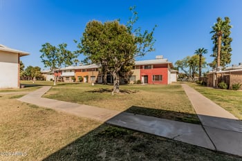 6605 44th Ave, Glendale, AZ 85301