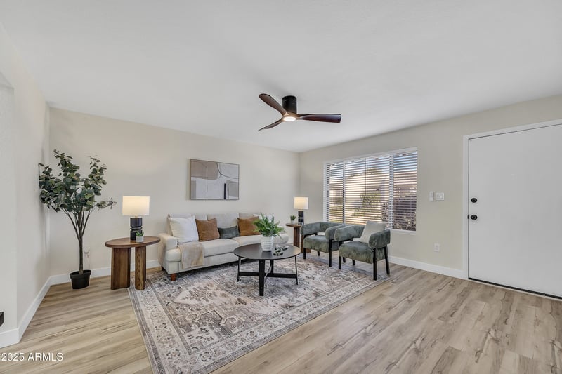 6605 46th Ln, Glendale, AZ 85301