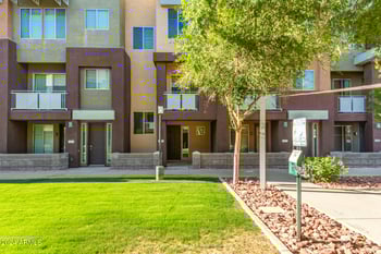 6605 93rd Ave #1024, Glendale, AZ 85305